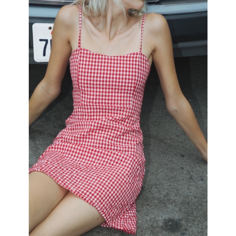 BRANDY MELVILLE DRESS